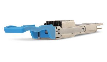 QDD800-LBP optical transceiver with blue pull tab on a white background